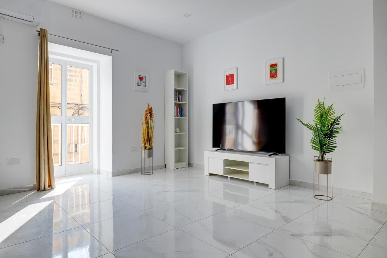 Modern Family Holiday Retreat In Gzira Sliema Exterior foto